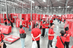 让剁骨刀砍瓷砖等极限测试成为手刺